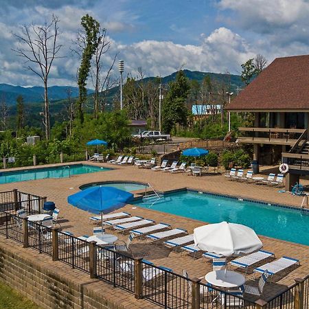 Vila Mins To Gburg Sleeps 8 Hot Tub Arcade Area Pool Gatlinburg Exteriér fotografie