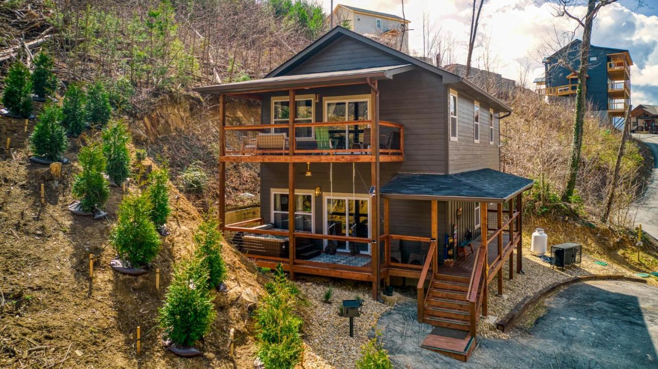 Vila Mins To Gburg Sleeps 8 Hot Tub Arcade Area Pool Gatlinburg Exteriér fotografie