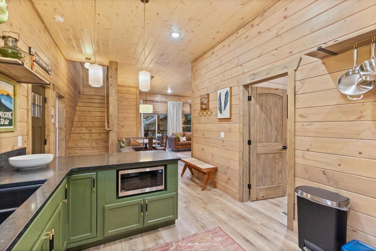 Vila Mins To Gburg Sleeps 8 Hot Tub Arcade Area Pool Gatlinburg Exteriér fotografie