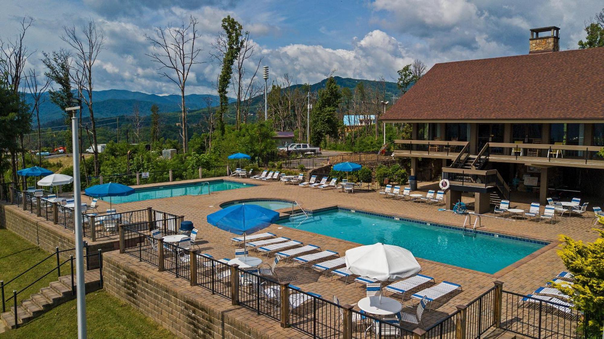 Vila Mins To Gburg Sleeps 8 Hot Tub Arcade Area Pool Gatlinburg Exteriér fotografie